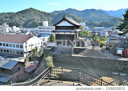 The castle gate and stone walls of Usuki Castle in Oita Prefecture, the former residence of Otomo Sorin, a famous Christian daimyo. The castle gate and stone walls of Usuki Castle in Oita Prefecture, the former residence of Otomo Sorin, a famous Christian daimyo. 139820853