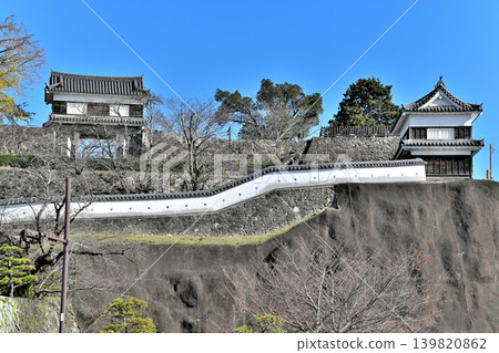 The castle gate and stone walls of Usuki Castle in Oita Prefecture, the former residence of Otomo Sorin, a famous Christian daimyo. The castle gate and stone walls of Usuki Castle in Oita Prefecture, the former residence of Otomo Sorin, a famous Christian daimyo. 139820862