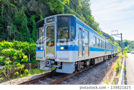 JR Yosan Line commuter train 7000 series 139821825