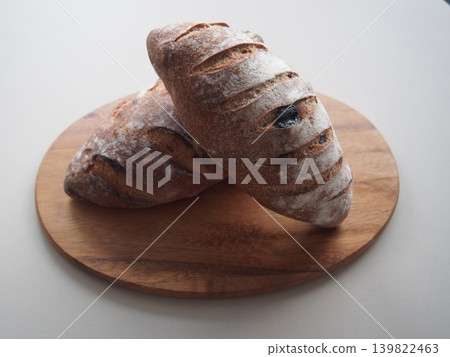 Bread placed on cutting board Bread placed on cutting board 139822463