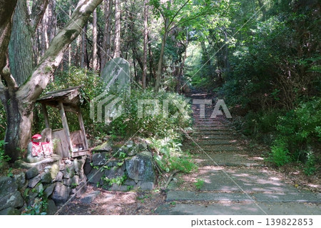 通往淨光寺的小路入口 139822853
