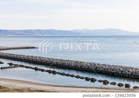 Tetrapods at the pier (Fujie Port, Akashi City) 139823056