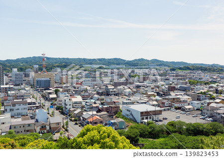 Urban scenery of Kakegawa City, Shizuoka Prefecture (north of Kakegawa Station) 139823453