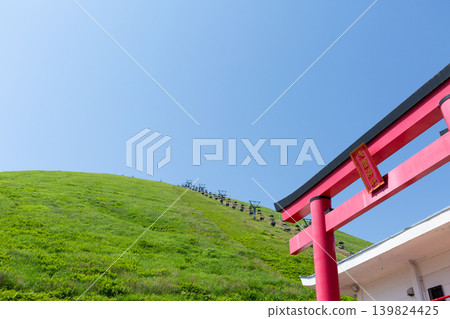 Omuroyama in Ito City, Shizuoka Prefecture Omuroyama in Ito City, Shizuoka Prefecture 139824425