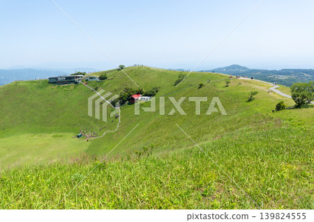 Omuroyama in Ito City, Shizuoka Prefecture Omuroyama in Ito City, Shizuoka Prefecture 139824555