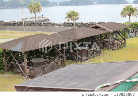 Bungalow 139826868