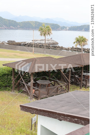 Bungalow 139826871