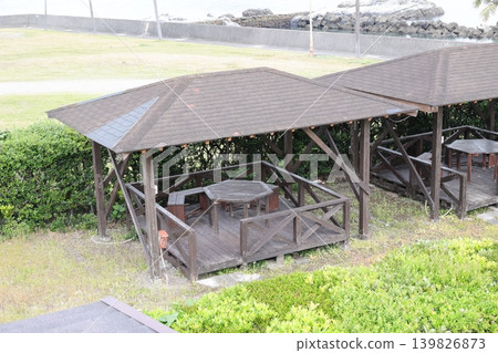Bungalow 139826873