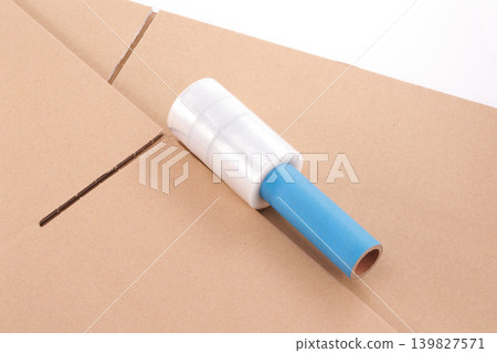 Packaging film and cardboard Packaging film and cardboard 139827571