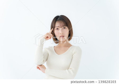 Woman, casual, worried Woman, casual, worried 139828103