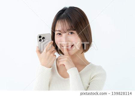 女性休閒智慧型手機 139828114
