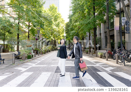 情侶購物 139828161