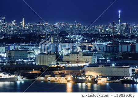 遠眺橫濱市、橫濱港和東京的摩天大樓。 遠眺橫濱市、橫濱港和東京的摩天大樓。 139829303