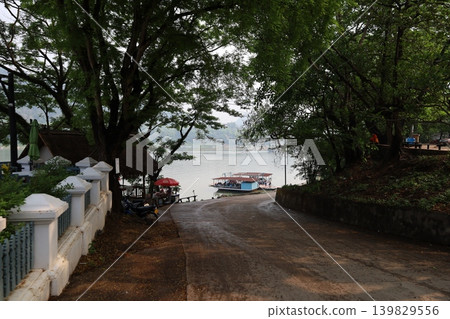 A view of the Mekong River [Luang Prabang, Laos] 139829556