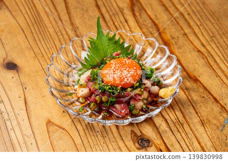 河內鴨肉湯:一道創意十足的鴨肉料理,讓您盡情享受濃鬱的鮮味。 河內鴨肉湯:一道創意十足的鴨肉料理,讓您盡情享受濃鬱的鮮味。 139830998