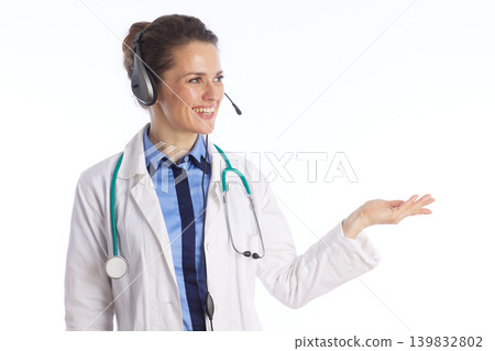 Medical Professional Explaining Health Services via Telehealth Medical Professional Explaining Health Services via Telehealth 139832802