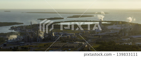 Mosaic Riverview Plant in Tampa, Florida. Factory for handling and processing of phosphates. Industrial facility for chemical production of phosphoric acid 139833111