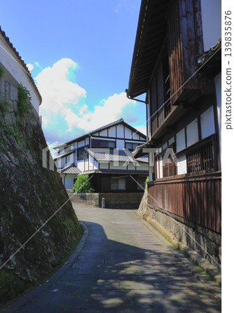 Niouza Historical Road (Cut-through, Usuki City, Vertical Composition) Niouza Historical Road (Cut-through, Usuki City, Vertical Composition) 139835876