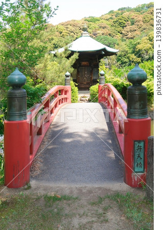 Benten Bridge at Shoden Pond in Jokoji Park Benten Bridge at Shoden Pond in Jokoji Park 139836731