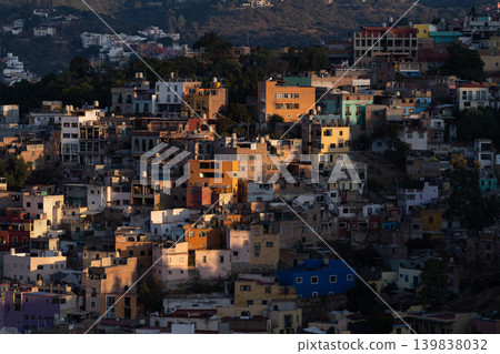Streetscape and colorful houses of Guanajuato, Mexico Streetscape and colorful houses of Guanajuato, Mexico 139838032