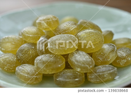 Ryukakusan Throat Soothing Candy Ryukakusan Throat Soothing Candy 139838668