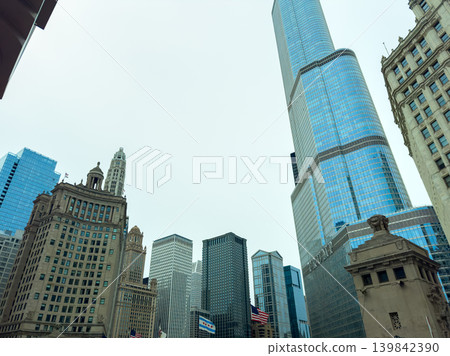 Views of tall buildings and city skyline in Chicago during a cloudy day Views of tall buildings and city skyline in Chicago during a cloudy day 139842390