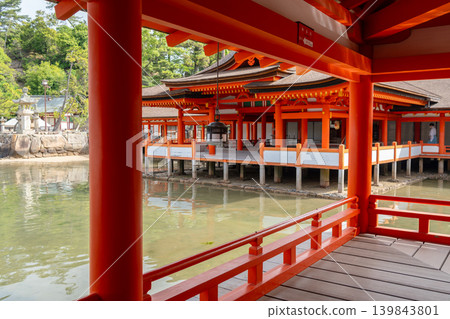 Traditional buildings of Itsukushima shrine in Miyajima, near Hiroshima 139843801