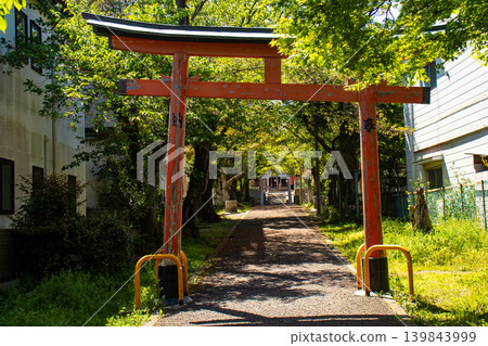 花山稻荷神社:稻荷神和鐵匠之神的益處:保佑免受感冒、免受中風、保佑腿部和腰部。 花山稻荷神社:稻荷神和鐵匠之神的益處:保佑免受感冒、免受中風、保佑腿部和腰部。 139843999