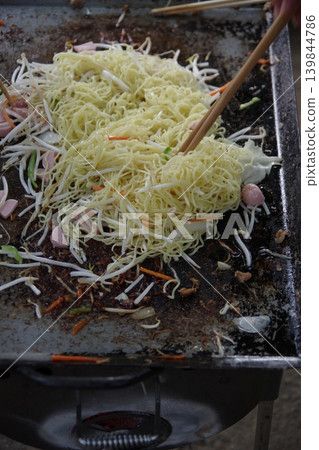 BBQ Yakisoba Cooking Scene 8 BBQ Yakisoba Cooking Scene 8 139844786