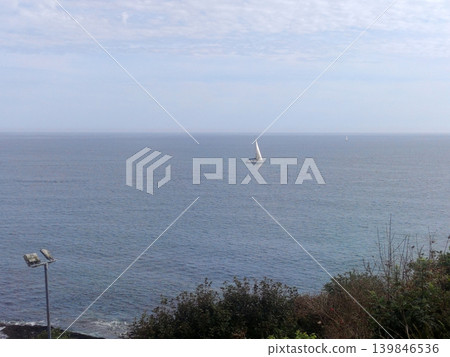 Sailing boats in the open sea background Sailing boats in the open sea background 139846536
