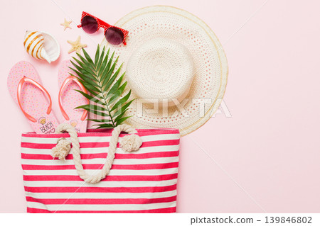 Composition with stylish beach accessories on colored background, top view. Beach fashion flat lay, summer concept. Trendy colors Composition with stylish beach accessories on colored background, top view. Beach fashion flat lay, summer concept. Trendy colors 139846802