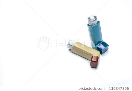 Asthma inhaler device for controller and reliever treatment including budesonide and salbutamol aerosols. Steroid and bronchodilator therapy for asthma and chronic bronchitis respiratory care. 139847896