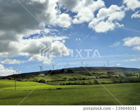 Beautiful Green Valley And Fields Of Ireland Under Deep Blue Summer Sky Natural Background 139848031