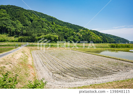 The tranquil rural landscape of Oku-Biwako, Makino-cho, Takashima City, Shiga Prefecture The tranquil rural landscape of Oku-Biwako, Makino-cho, Takashima City, Shiga Prefecture 139848115