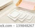 Image of a decrease in packaging materials due to naphtha shortage. 139848267