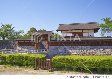 The gate and stone walls of Matsushiro Castle in Nagano Prefecture The gate and stone walls of Matsushiro Castle in Nagano Prefecture 139849916