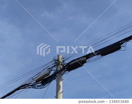 Optical closure and metal line connection terminal box Optical closure and metal line connection terminal box 139851680