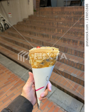 Crepe Crepe 139851686