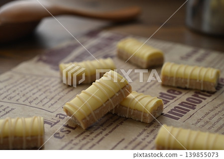 Enchanting Butter Crunch - Maple Butter Flavor Enchanting Butter Crunch - Maple Butter Flavor 139855073