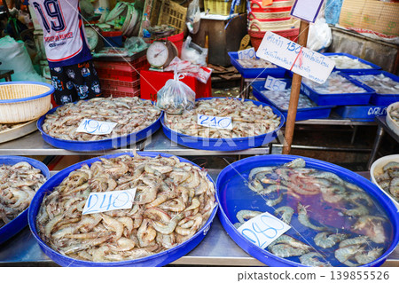 Shrimp sold in a Thai market 139855526