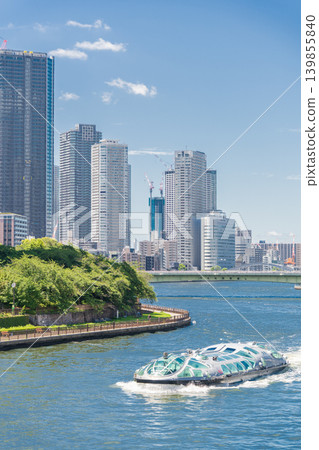 "Tokyo" Hotaluna water bus running on the Sumida River, Chuo Ward "Tokyo" Hotaluna water bus running on the Sumida River, Chuo Ward 139855840