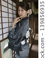 A young woman in a yukata 139856935