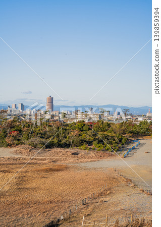 中田島沙丘和濱松市(靜岡縣)的城市景觀 中田島沙丘和濱松市(靜岡縣)的城市景觀 139859394