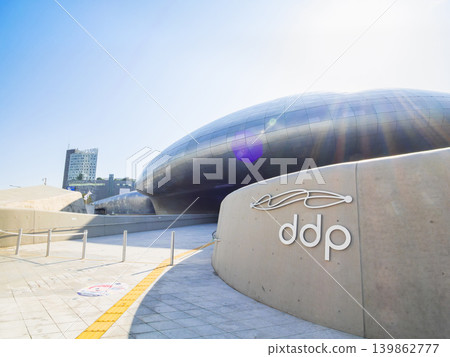 Seoul's new landmark: Dongdaemun Design Plaza (DDP), a cultural and commercial complex. Seoul's new landmark: Dongdaemun Design Plaza (DDP), a cultural and commercial complex. 139862777
