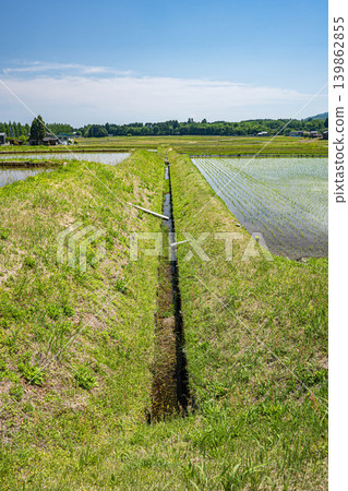 The tranquil rural landscape of Oku-Biwako, Makino-cho, Takashima City, Shiga Prefecture The tranquil rural landscape of Oku-Biwako, Makino-cho, Takashima City, Shiga Prefecture 139862855