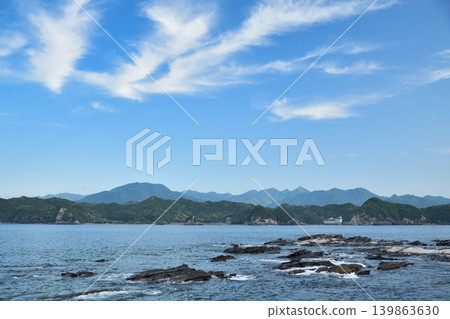 View towards Natsuyama Coast from Taiji Whale Beach Park [Taiji Town, Wakayama Prefecture] 139863630