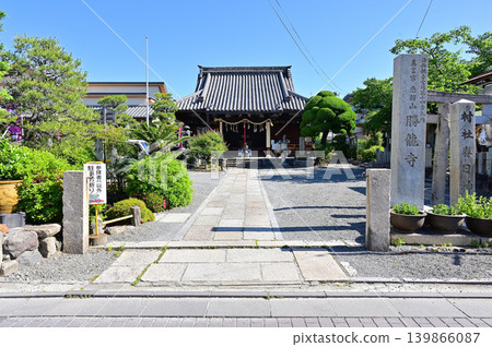 京都府長岡京市聖隆寺 139866087