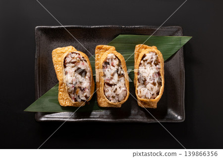 Inari sushi (Rishiri kelp, plum) 139866356