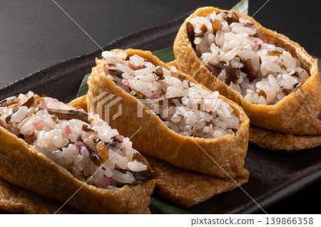 Inari sushi (Rishiri kelp, plum) 139866358