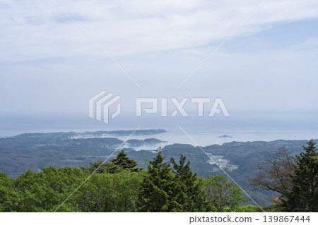 A panoramic view of the Utatsu area from Mount Tazuka, Minamisanriku Town, Miyagi Prefecture. A panoramic view of the Utatsu area from Mount Tazuka, Minamisanriku Town, Miyagi Prefecture. 139867444